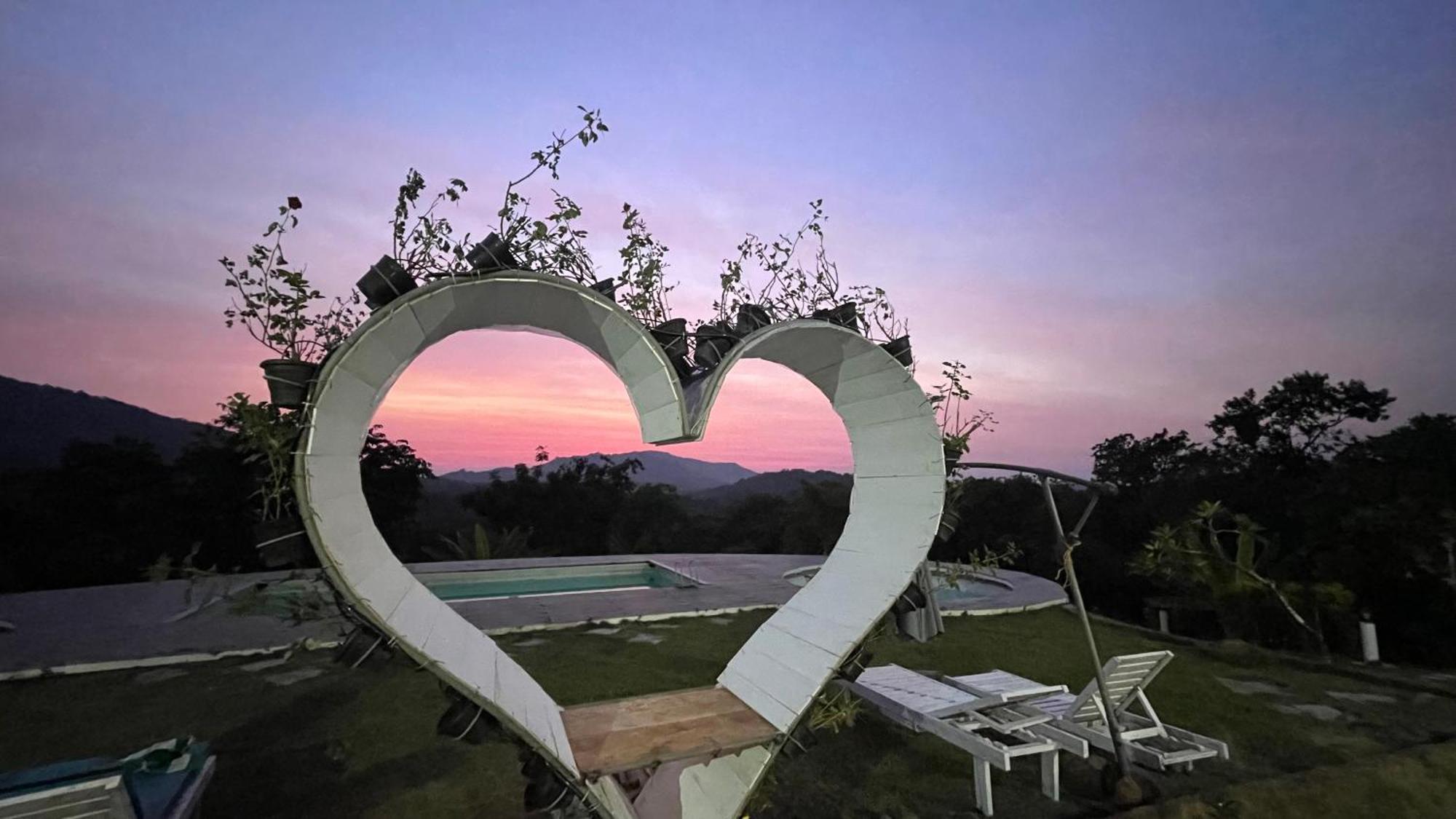 Porsu Hotel Canacona Buitenkant foto